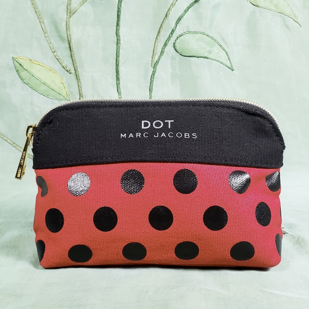 🚫SOLD🚫Marc Jacobs DOT ladybug cosmetics pouch